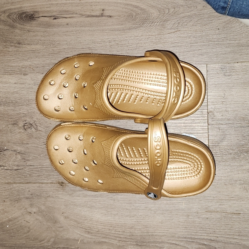 Gold crocs